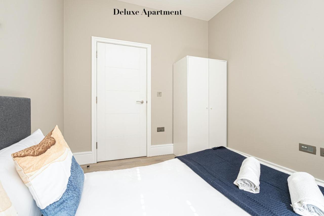 Superb Apartments Opposite Edgware Road Station London Eksteriør billede