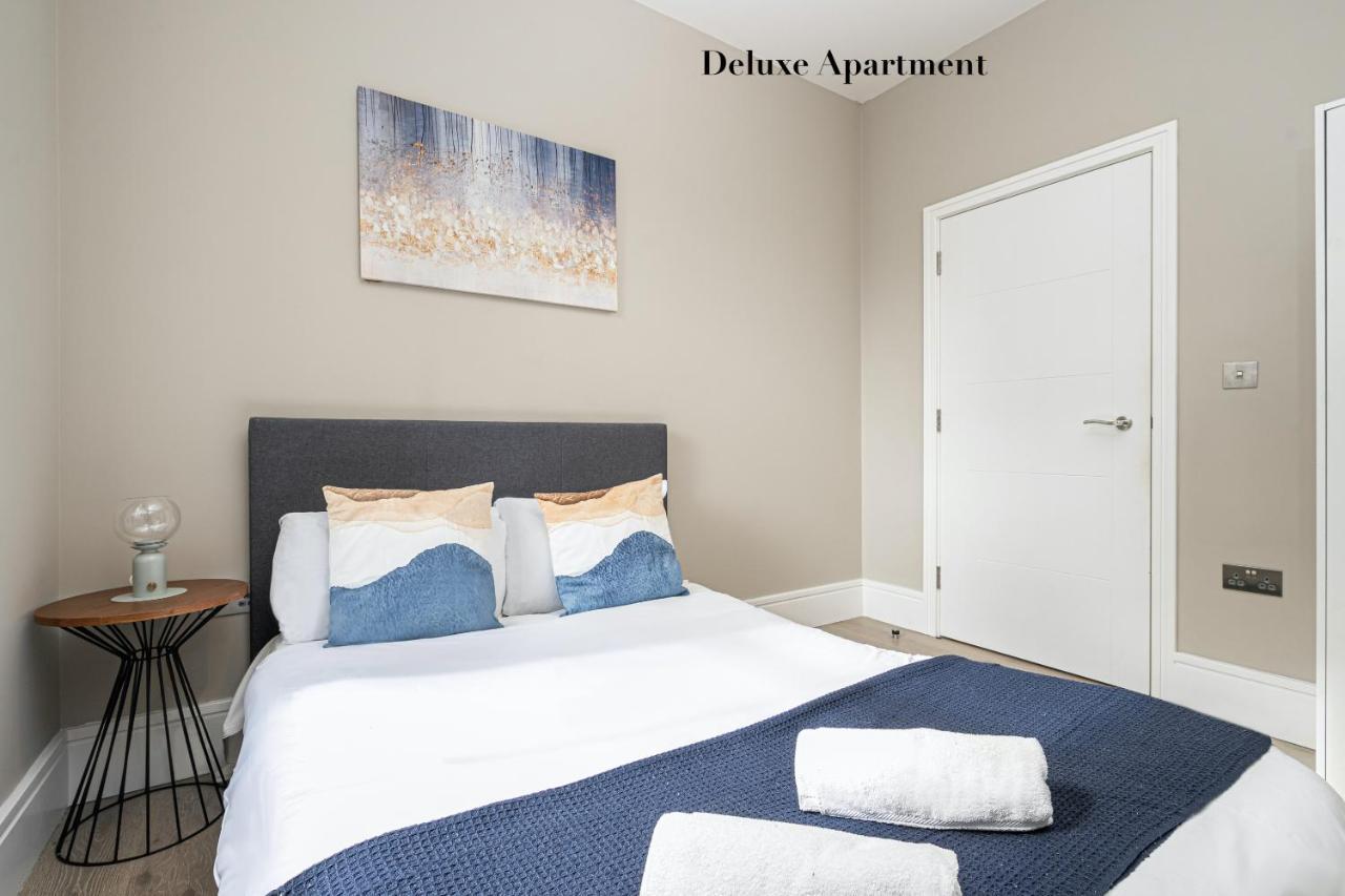 Superb Apartments Opposite Edgware Road Station London Eksteriør billede