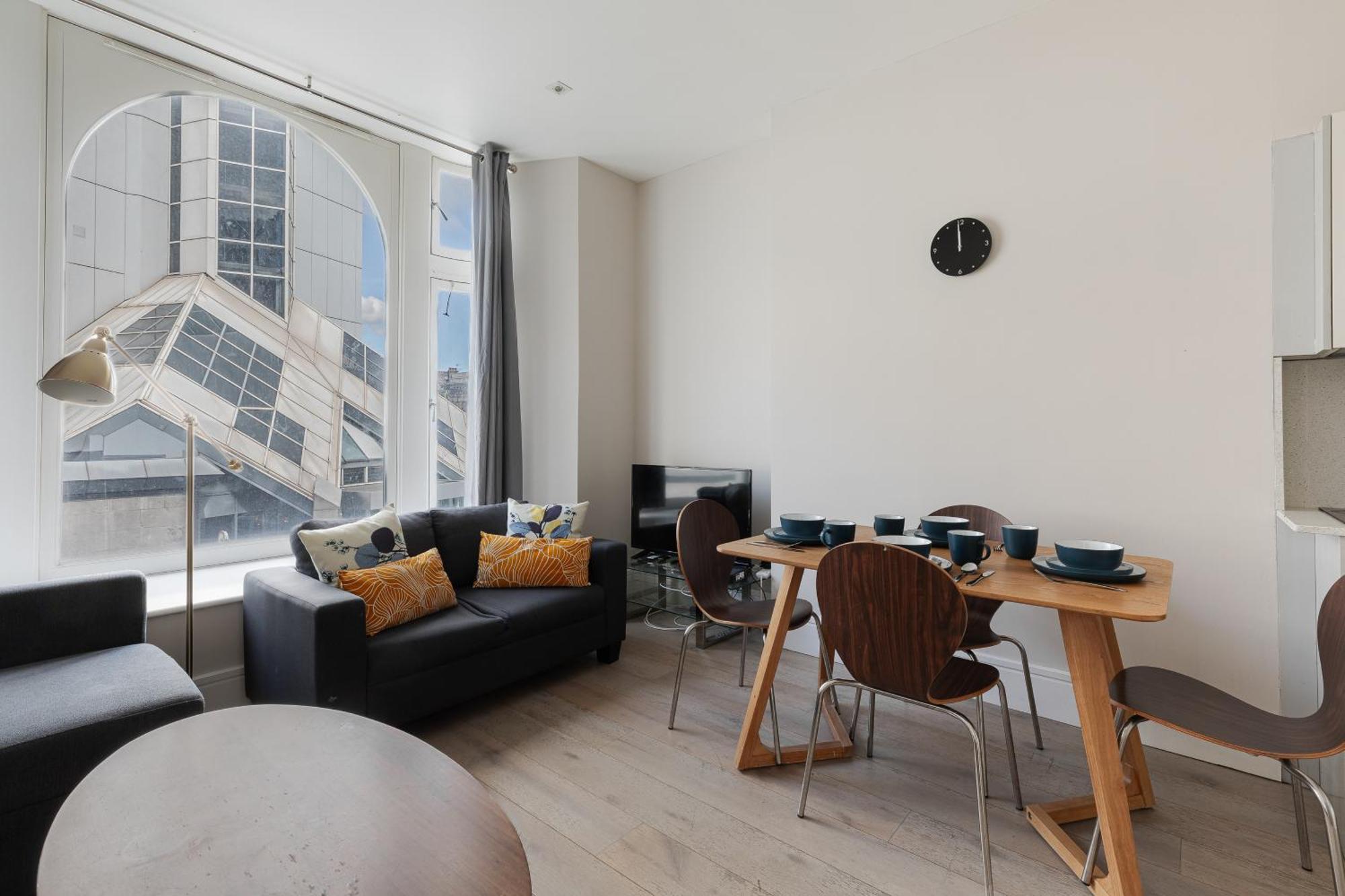 Superb Apartments Opposite Edgware Road Station London Værelse billede