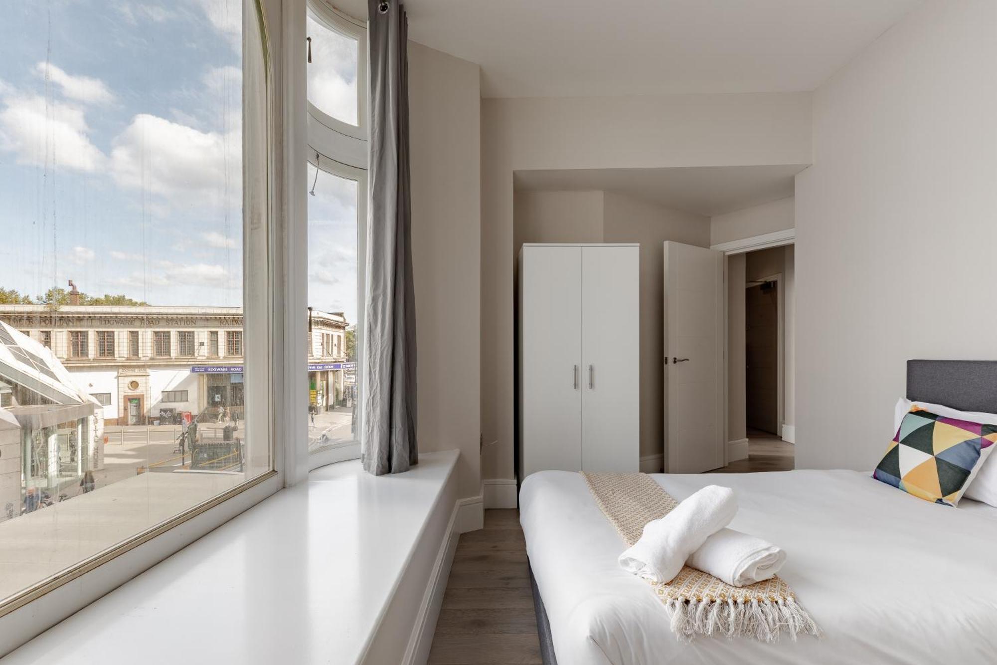 Superb Apartments Opposite Edgware Road Station London Værelse billede
